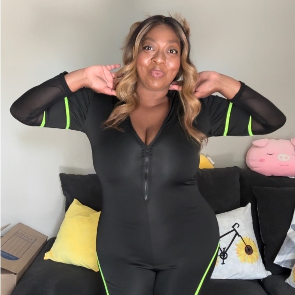 LovelyWholesale jumpsuit/tracksuit Sz xl stretchy